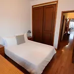 Wonderful View In Center Apartman Faro