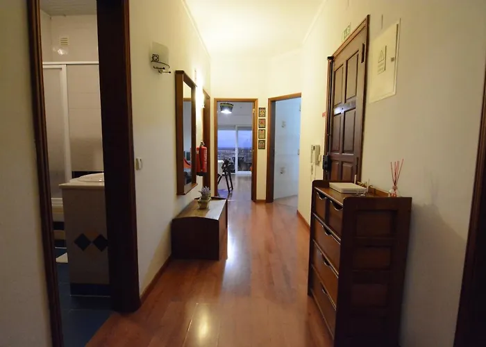 Wonderful View In The Center דירה